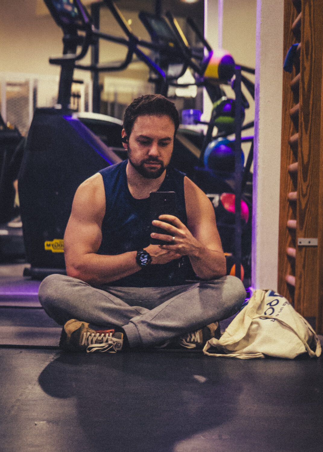 Another selfie from the #gym . Groundbreaking.