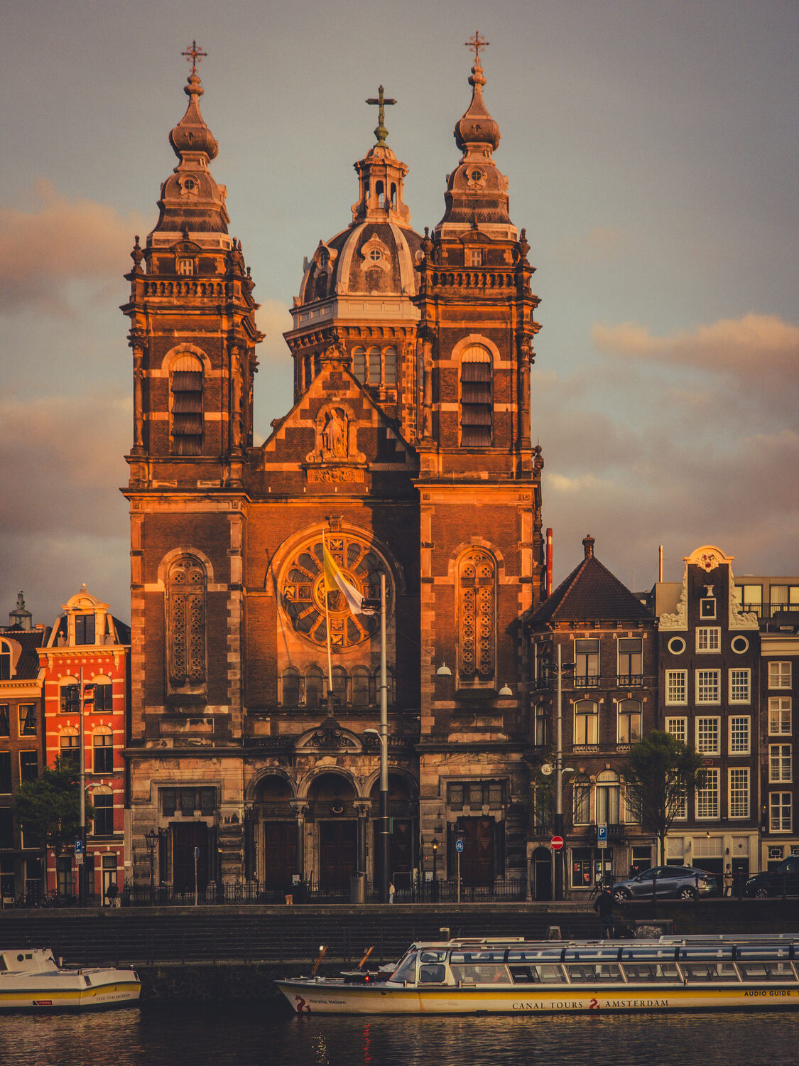 Hi, Amsterdam.
